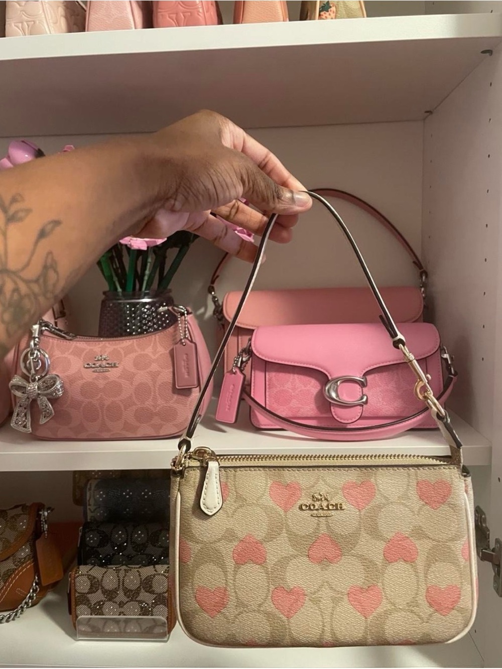 Coach Heart-Print Nolita 19